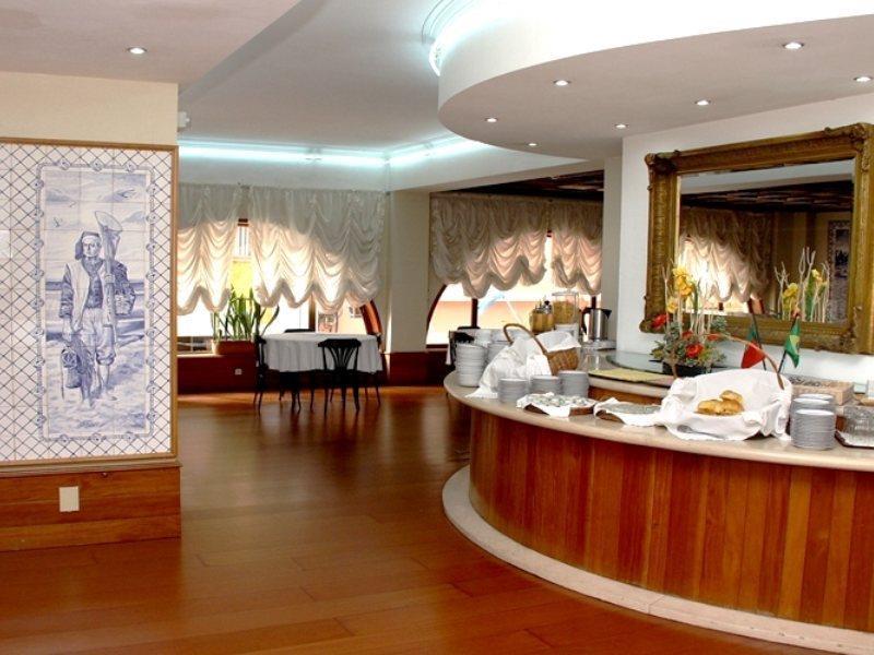 Luso Brasileiro Hotel Póvoa de Varzim Buitenkant foto