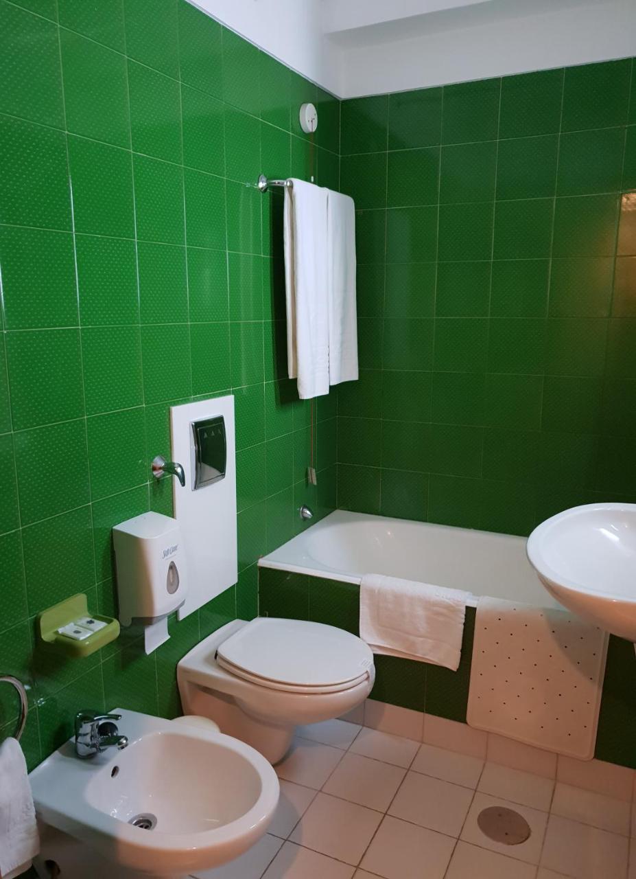 Luso Brasileiro Hotel Póvoa de Varzim Buitenkant foto