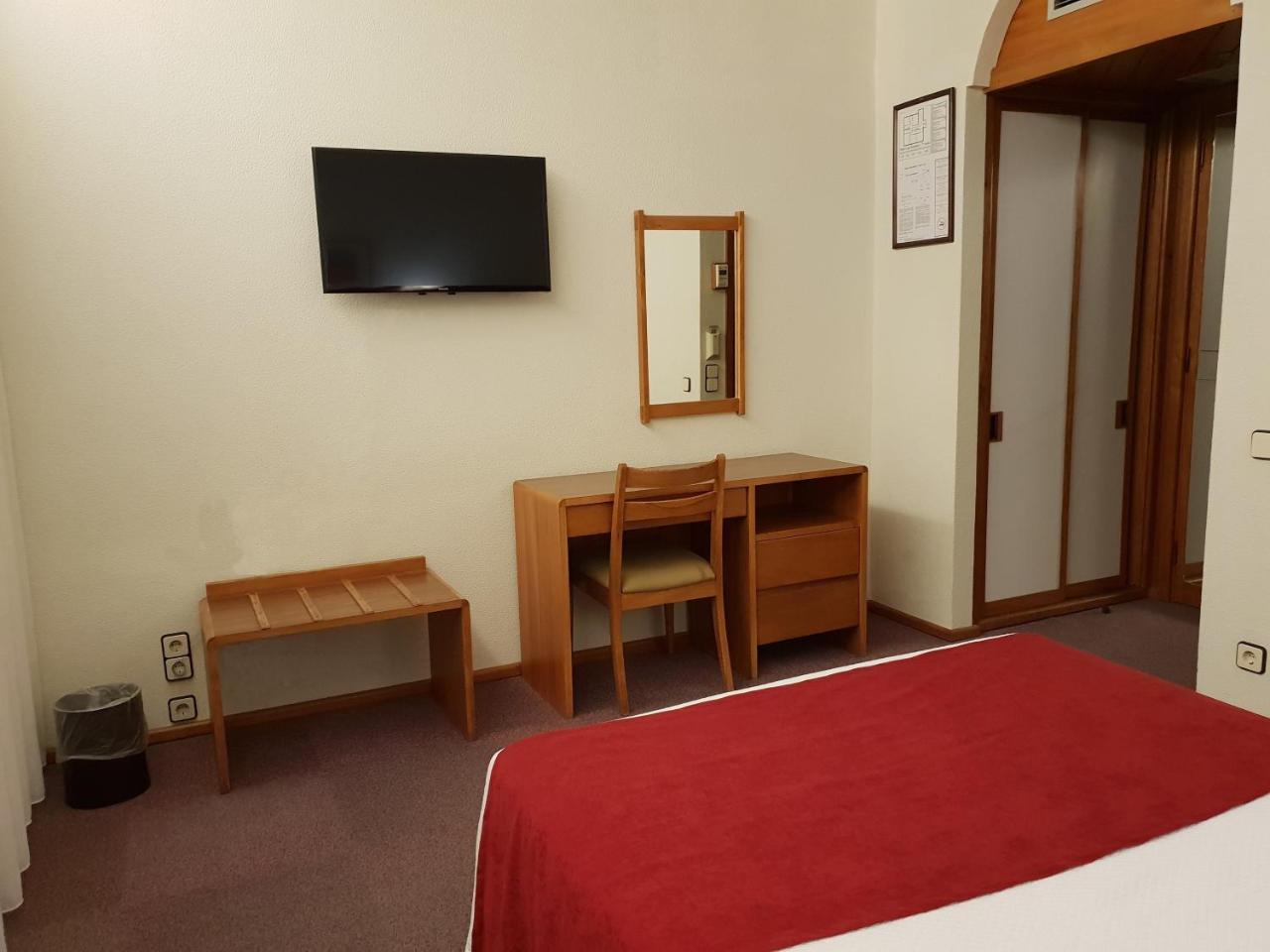 Luso Brasileiro Hotel Póvoa de Varzim Buitenkant foto